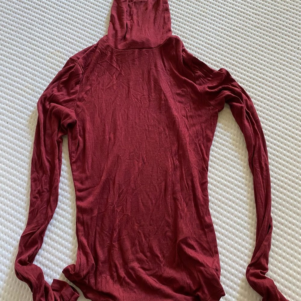 Aritzia Sunday Best HACKNEY ribbed turtleneck in Burnt Clay (Small)